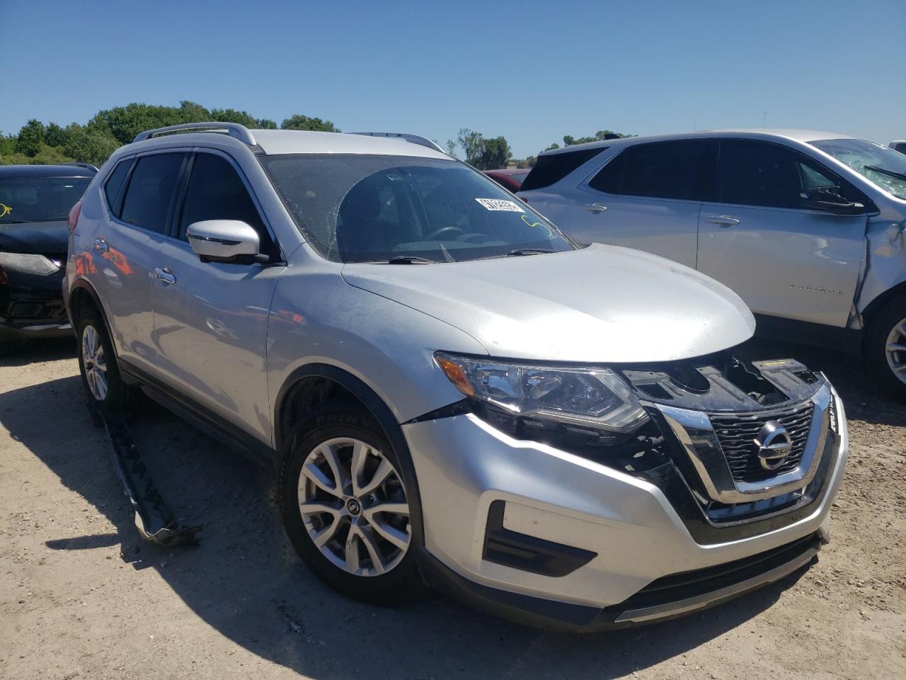 NISSAN ROGUE S 2017 with VIN KNMAT2MT3HP518473 - Photo from auction