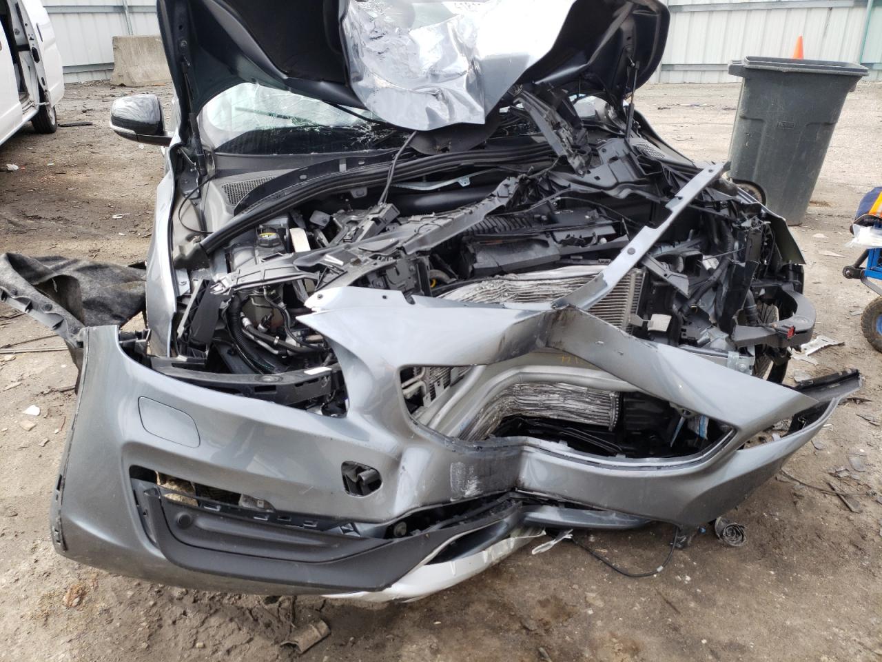 Photo 9 from auction – 2016 VOLVO S60 CROSS with VIN YV4612UM5G2000507