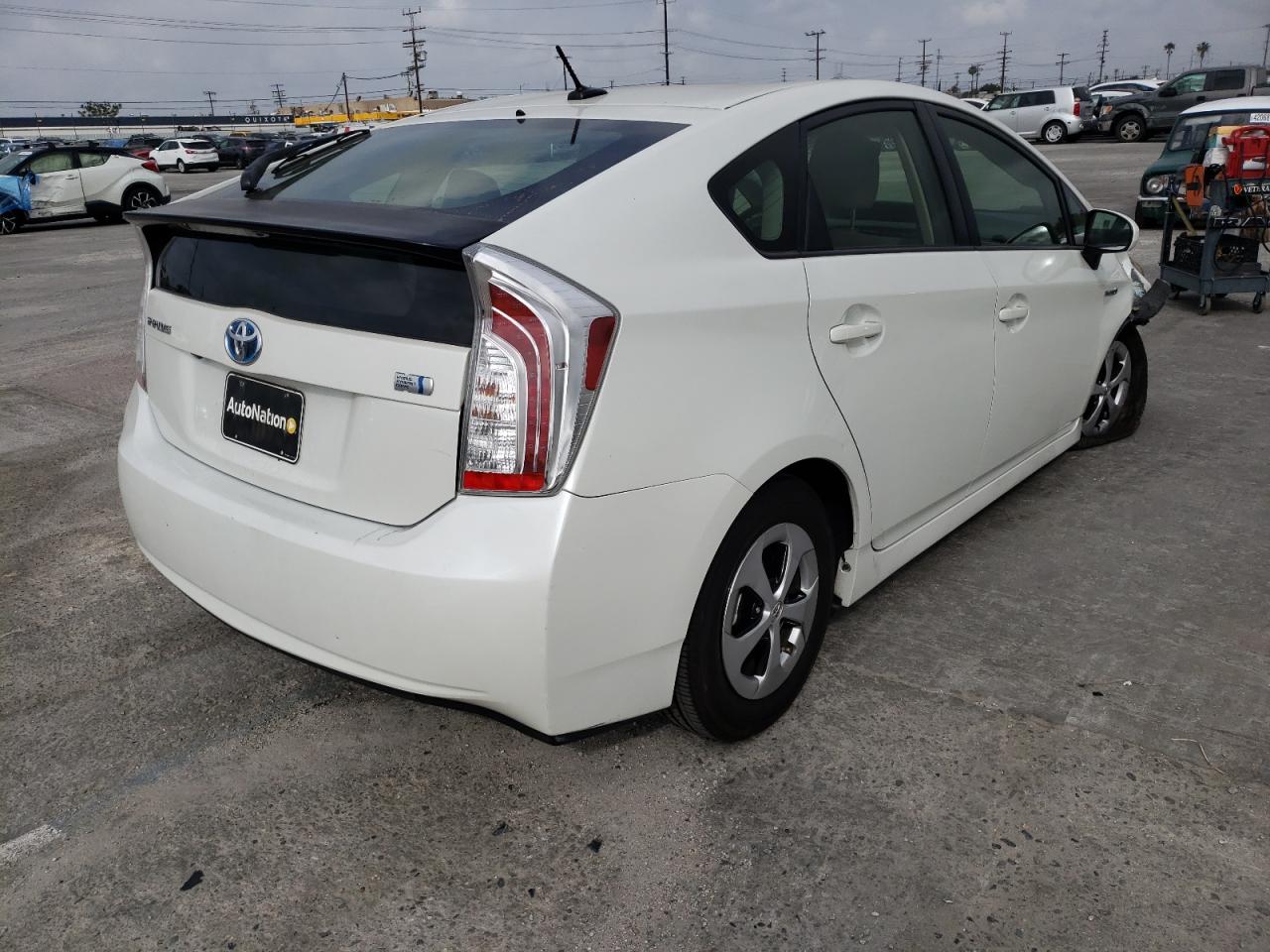 Photo 4 from auction – 2014 TOYOTA PRIUS with VIN JTDKN3DU6E1784937