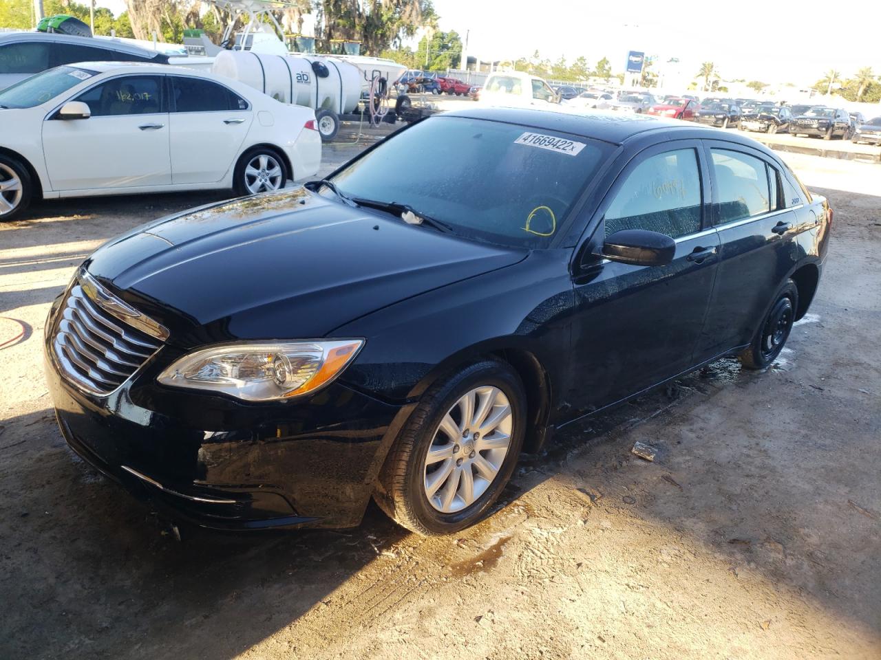 Photo 2 from auction – 2011 CHRYSLER 200 TOURIN with VIN 1C3BC1FGXBN593208