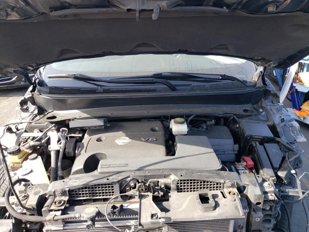 Photo 7 from auction – 2014 NISSAN PATHFINDER with VIN 5N1AR2MN1EC639257