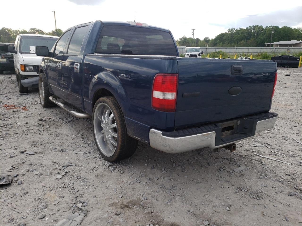 Photo 3 from auction – 2005 FORD F150 SUPER with VIN 1FTPW12595KF10130