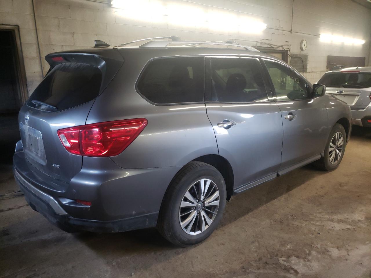 Photo 4 from auction – 2019 NISSAN PATHFINDER with VIN 5N1DR2MM9KC646120