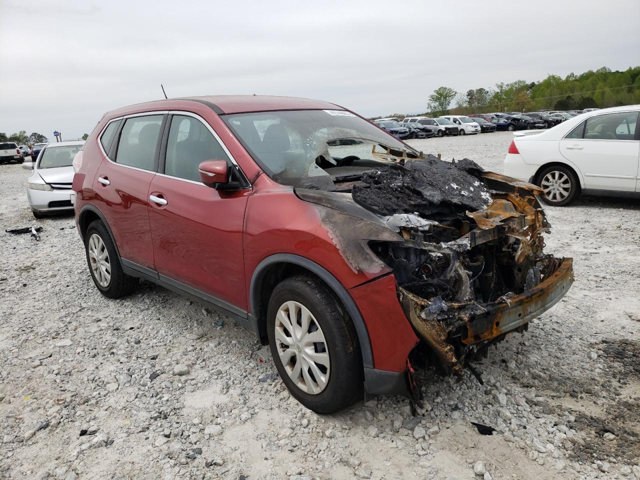 NISSAN ROGUE S 2015 with VIN KNMAT2MT4FP529995 - Photo from auction