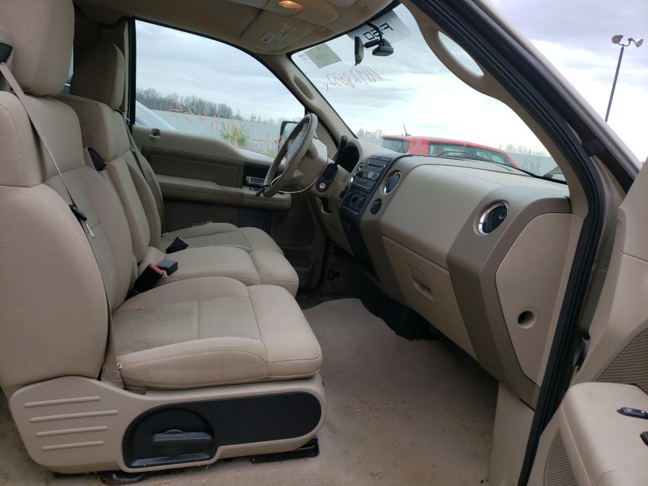 Photo 5 from auction – 2006 FORD F150 with VIN 1FTPX14576FB05338