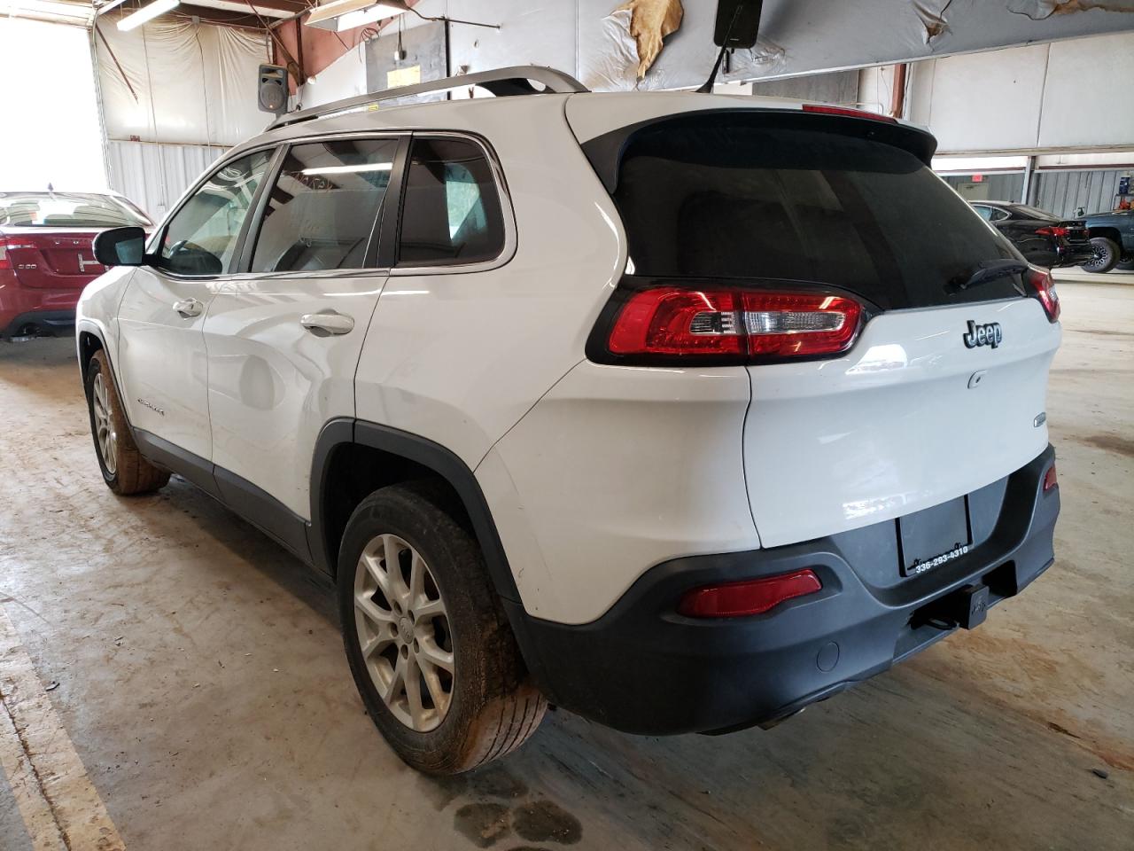 Photo 3 from auction – 2015 JEEP CHEROKEE L with VIN 1C4PJLCB2FW536335