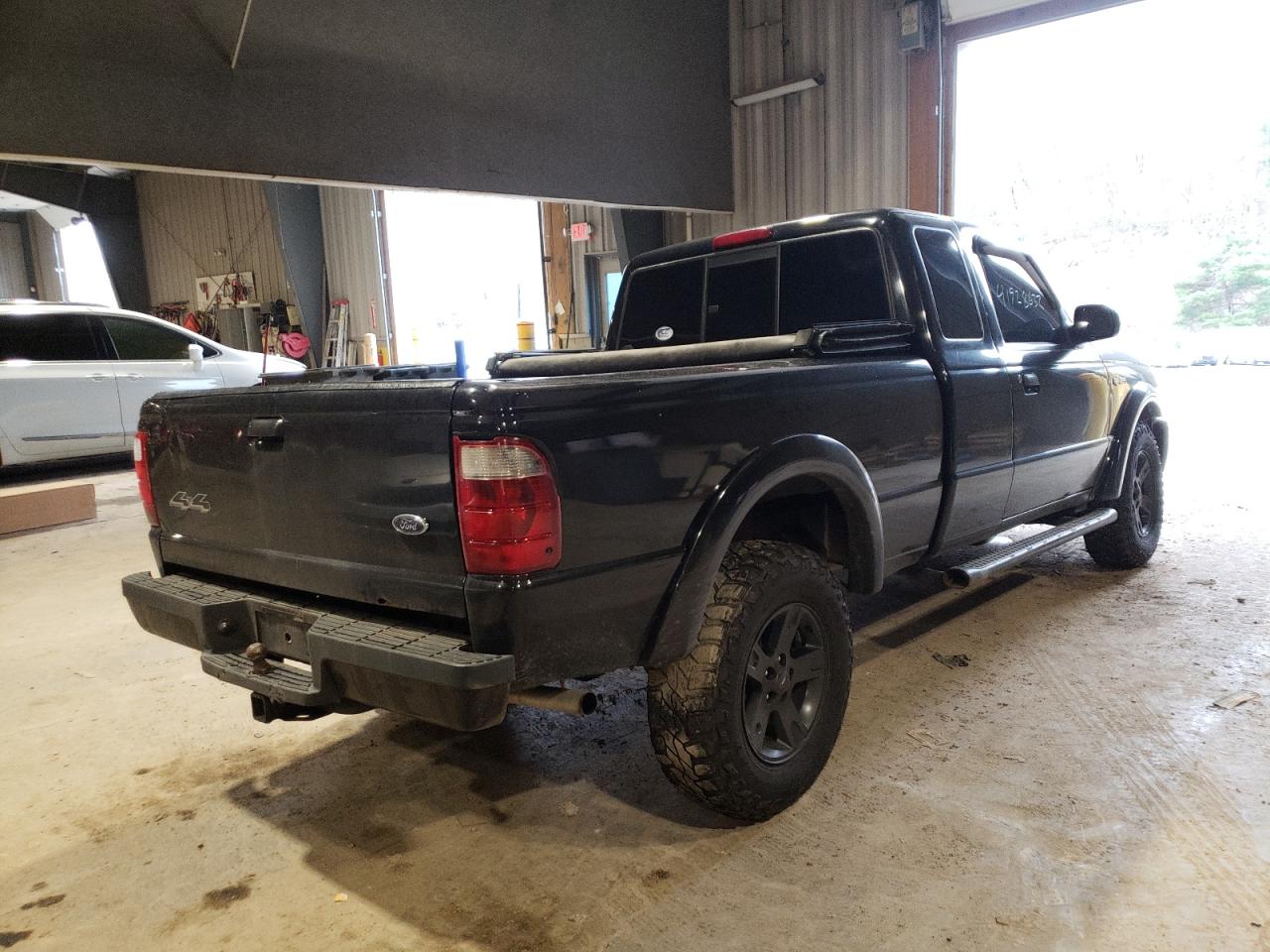 Photo 4 from auction – 2005 FORD RANGER SUP with VIN 1FTZR15E95PA18731