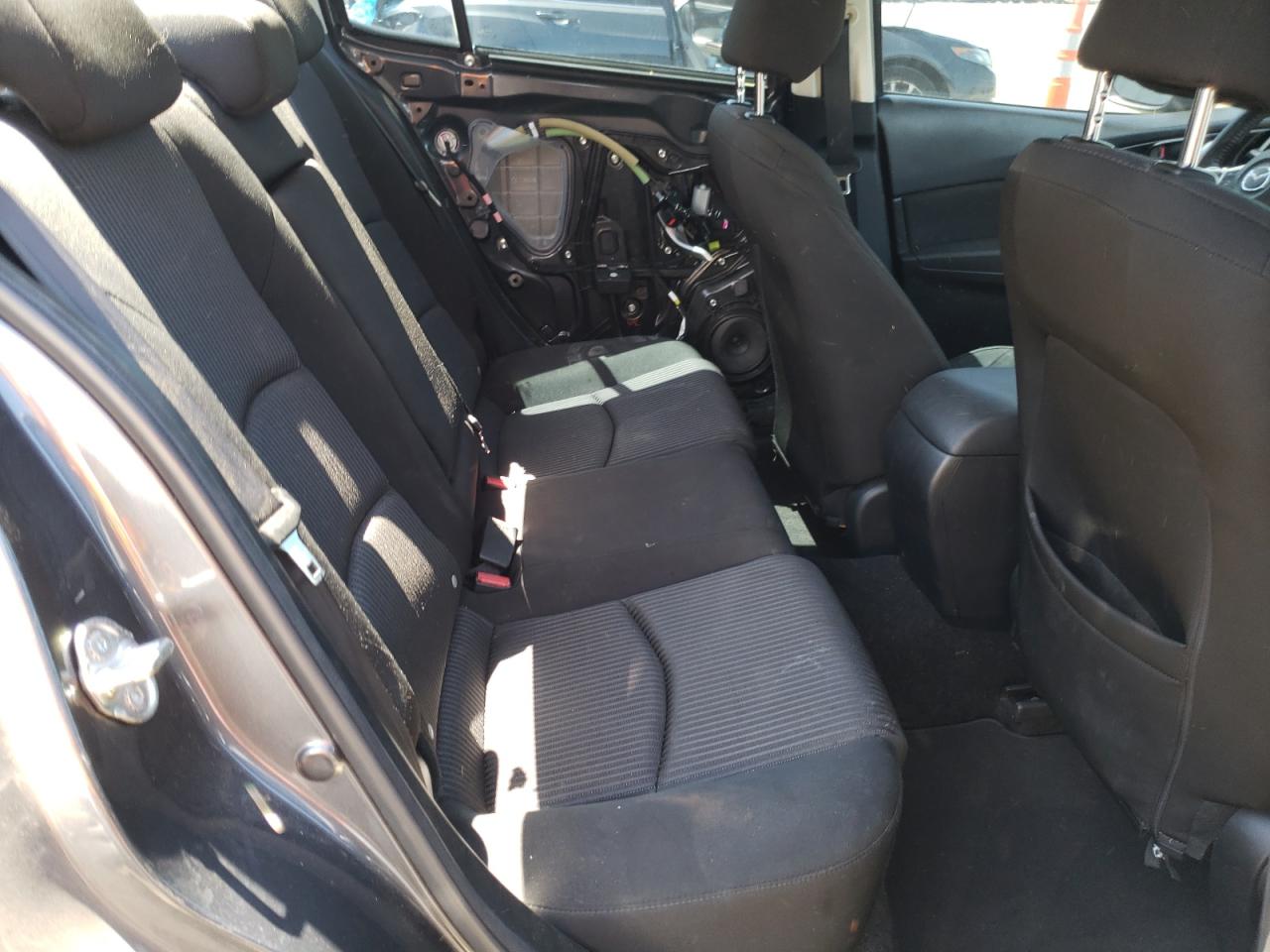 Photo 6 from auction – 2016 MAZDA 3 TOURING with VIN 3MZBM1V78GM260305