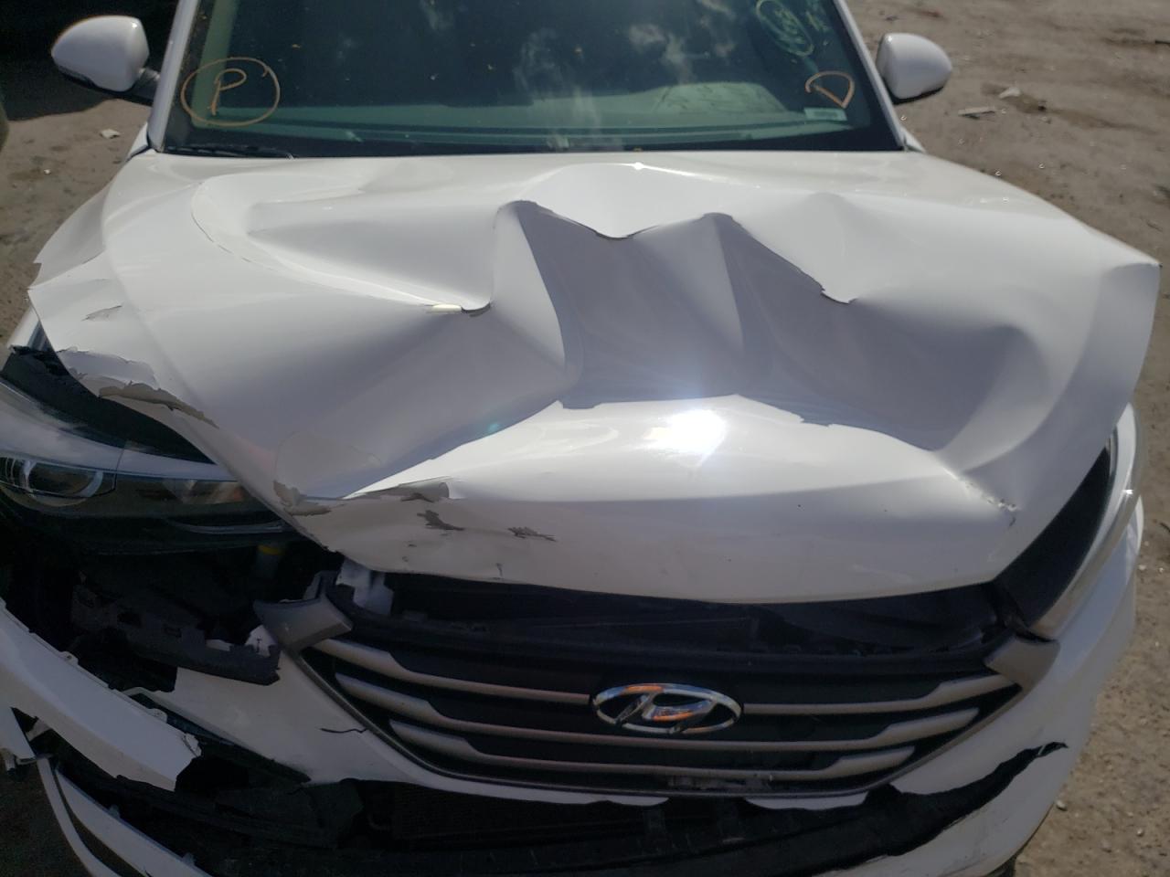 Photo 7 from auction – 2017 HYUNDAI TUCSON LIM with VIN KM8J33A28HU381206
