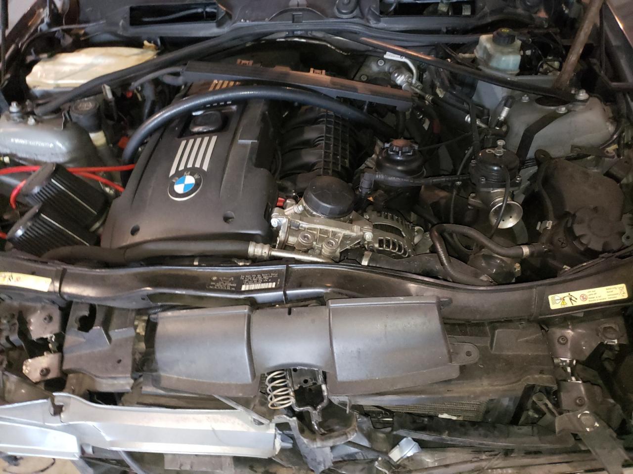 Photo 7 from auction – 2007 BMW 335 I with VIN WBAWB73567P035113
