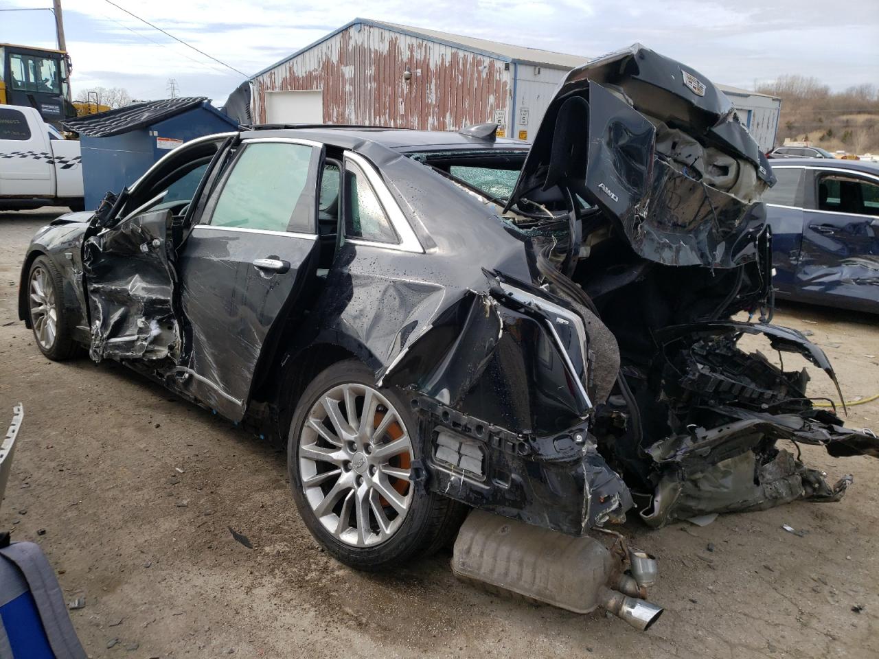 Photo 3 from auction – 2017 CADILLAC CT6 with VIN 1G6KB5RS9HU173754