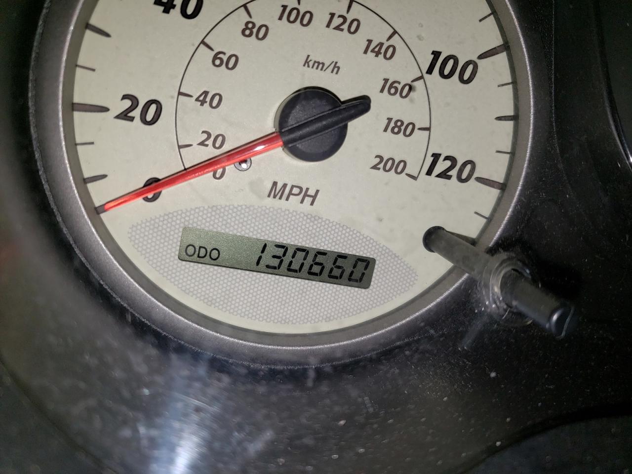 Photo 8 from auction – 2002 TOYOTA RAV4 with VIN JTEHH20V826026604