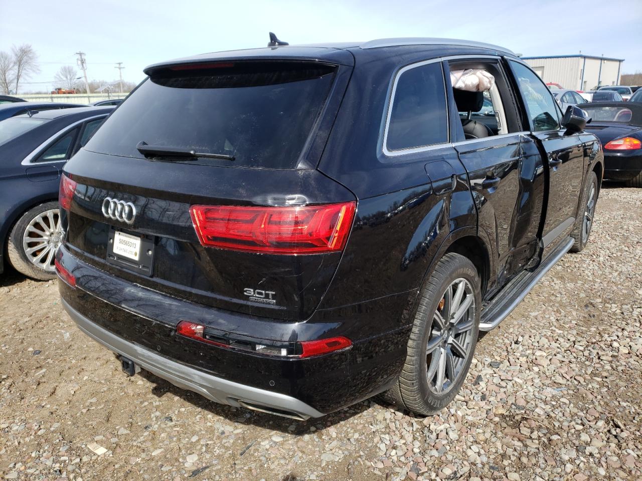 Photo 4 from auction – 2018 AUDI Q7 PREMIUM with VIN WA1LAAF72JD008562