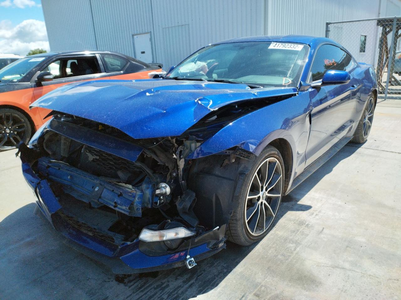 Photo 2 from auction – 2015 FORD MUSTANG with VIN 1FA6P8TH2F5435027