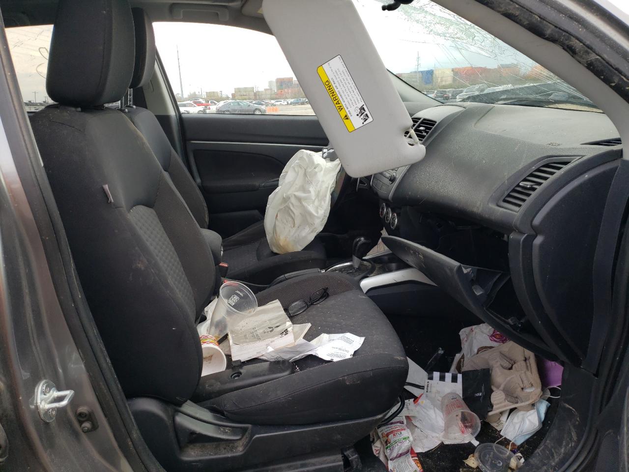 Photo 5 from auction – 2011 MITSUBISHI OUTLANDER with VIN JA4AR4AU9BZ005774