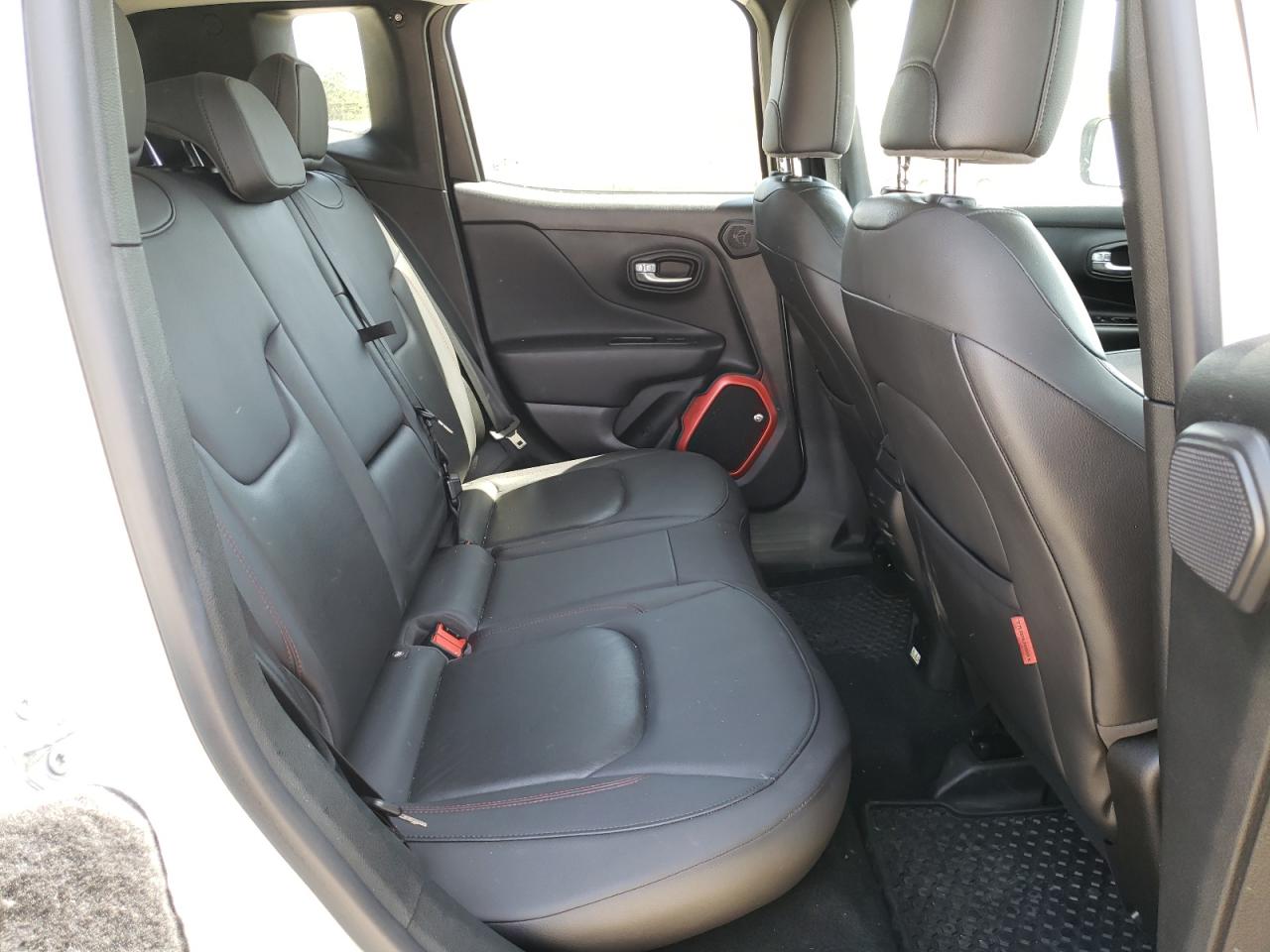 Photo 6 from auction – 2016 JEEP RENEGADE T with VIN ZACCJBCT0GPD18006