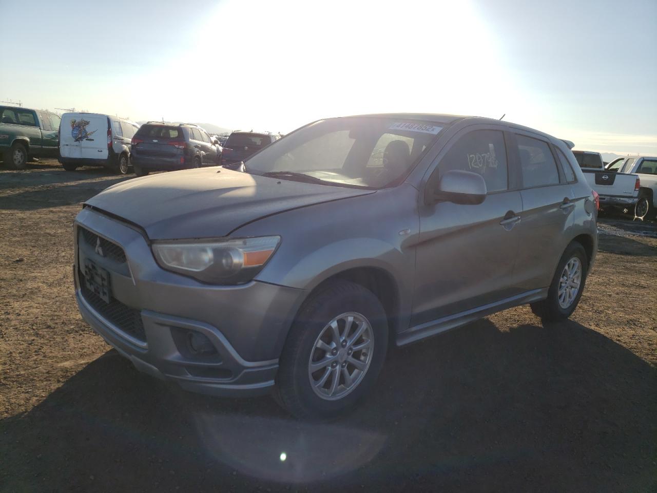 Zdjęcie 2 z aukcji – 2011 MITSUBISHI OUTLANDER z VIN JA4AP3AU8BZ002591