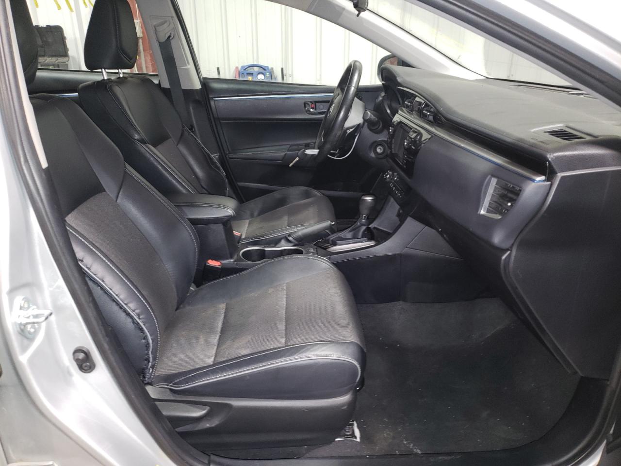 Zdjęcie 5 z aukcji – 2015 TOYOTA COROLLA L z VIN 2T1BURHE2FC320422