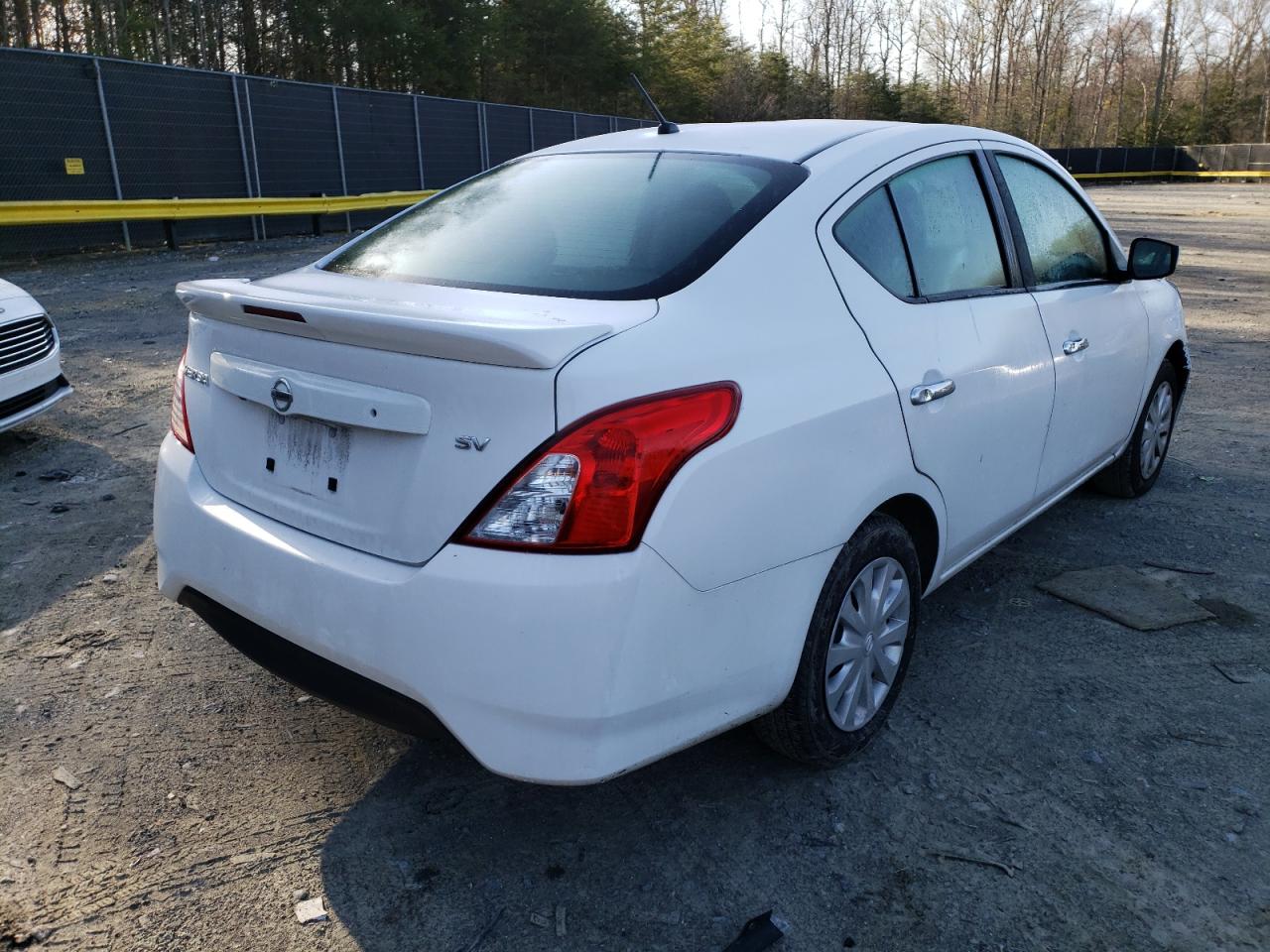 Photo 4 from auction – 2019 NISSAN VERSA S with VIN 3N1CN7AP4KL872967