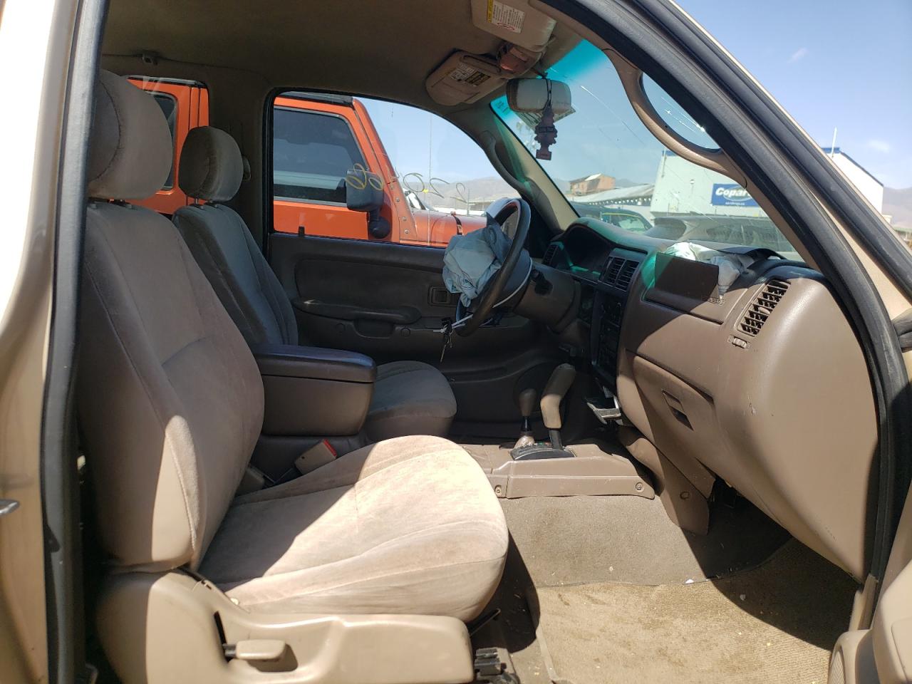 Photo 5 from auction – 2002 TOYOTA TACOMA with VIN 5TEWN72N22Z074083