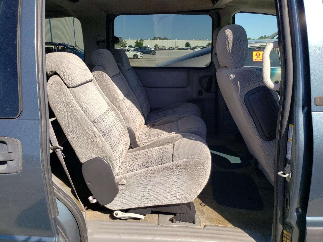 Photo 6 from auction – 2005 CHEVROLET VENTURE LS with VIN 1GNDV23E85D102627