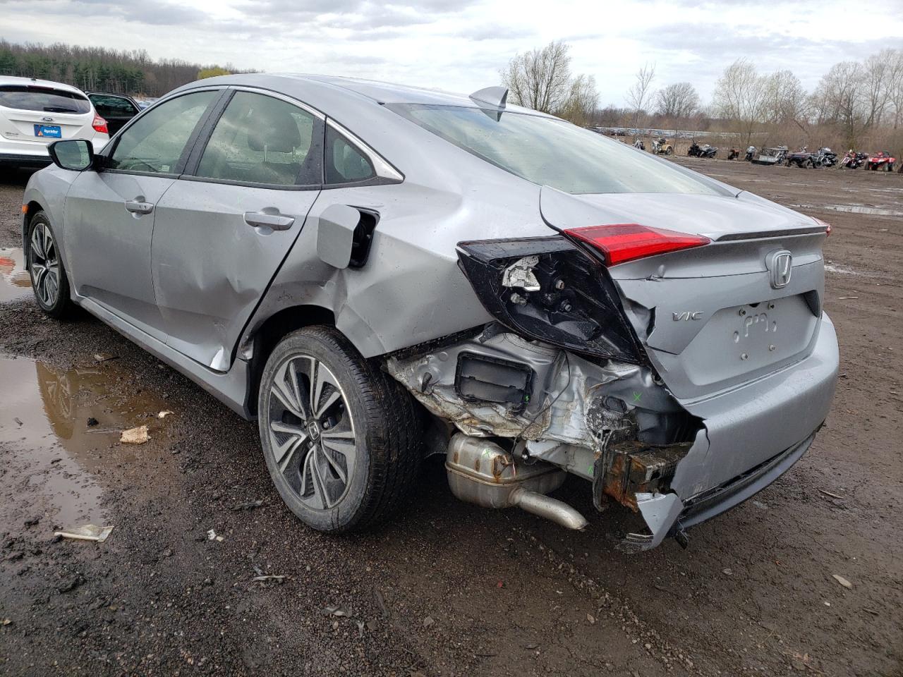 Photo 3 from auction – 2018 HONDA CIVIC EX with VIN JHMFC1F36JX024187