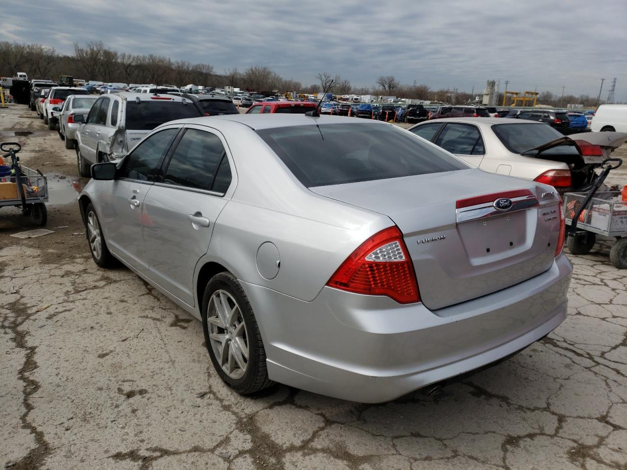 Photo 3 from auction – 2011 FORD FUSION SEL with VIN 3FAHP0JG2BR330371