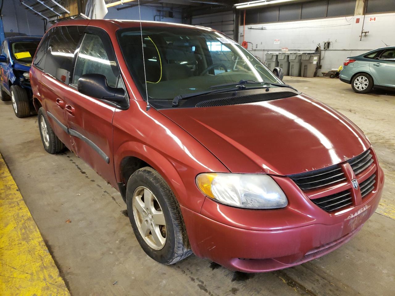 DODGE CARAVAN SX 2005 with VIN 1D4GP45R15B432684 - Photo from auction