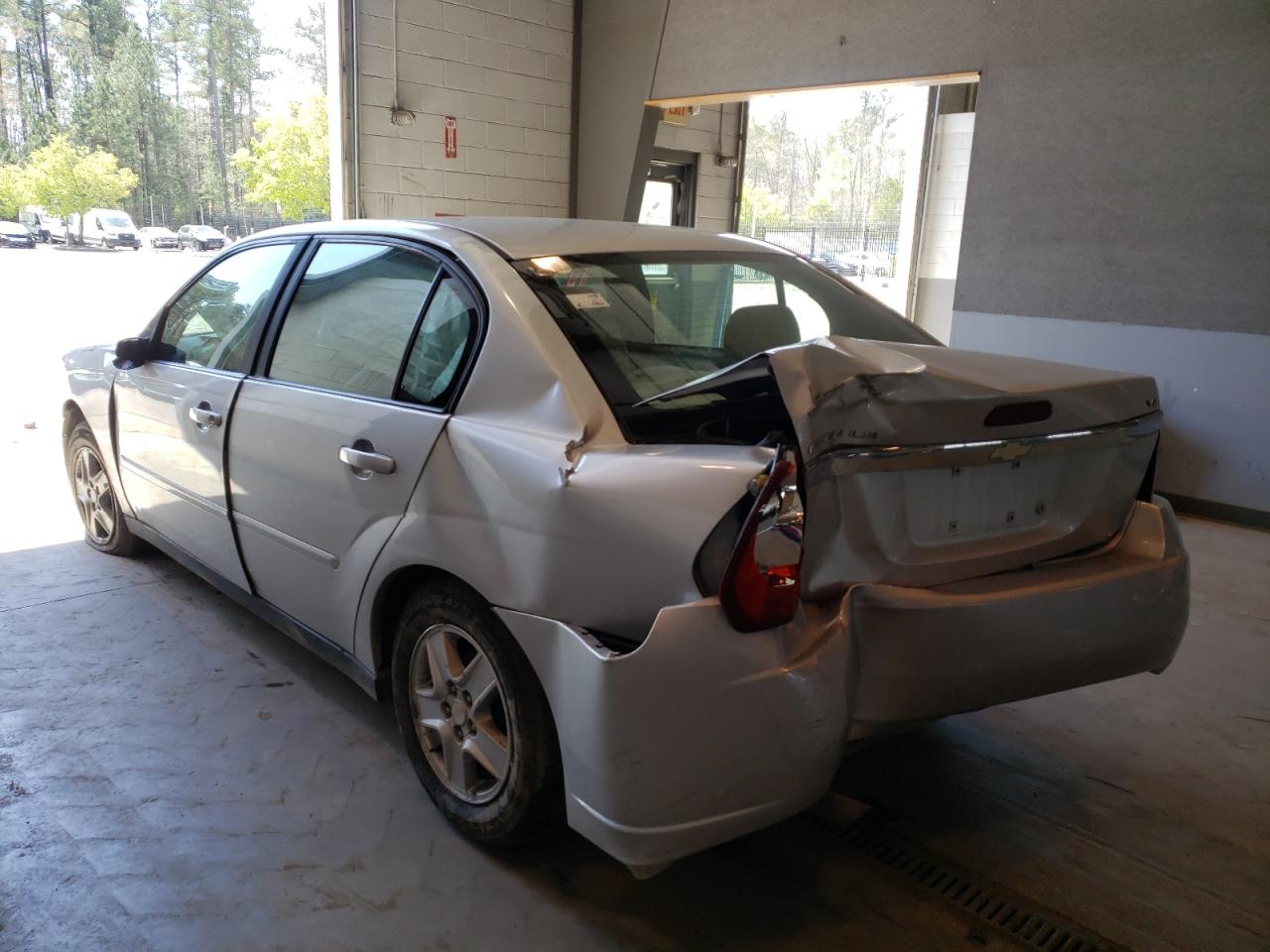 Photo 3 from auction – 2004 CHEVROLET MALIBU LS with VIN 1G1ZT54884F183896