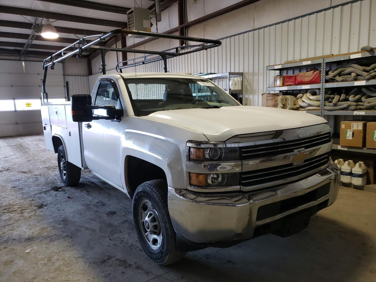 CHEVROLET SILVERADO 2017 with VIN 1GB0CUEG6HZ215947 - Photo from auction