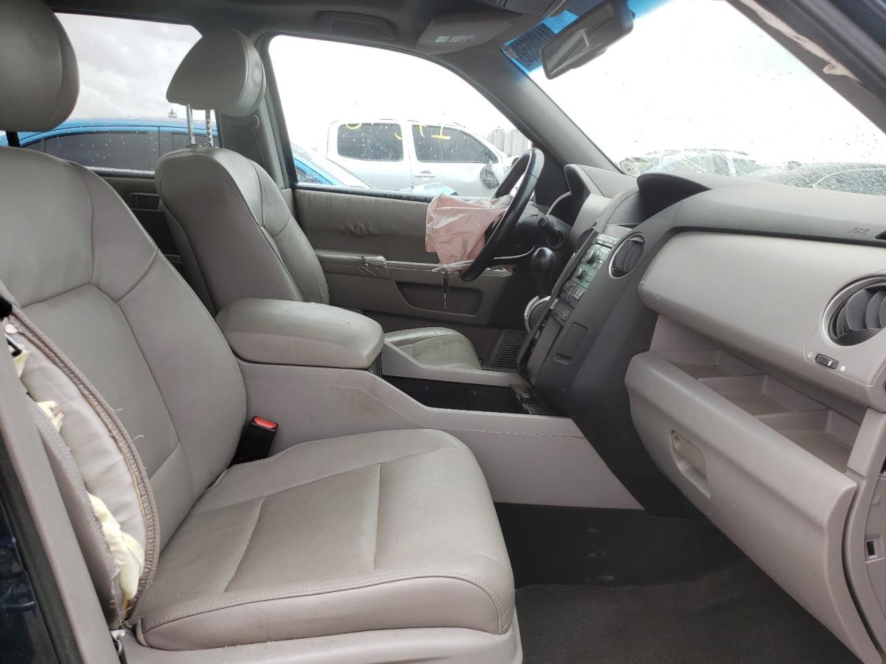 Photo 5 from auction – 2011 HONDA PILOT EXL with VIN 5FNYF3H51BB013217