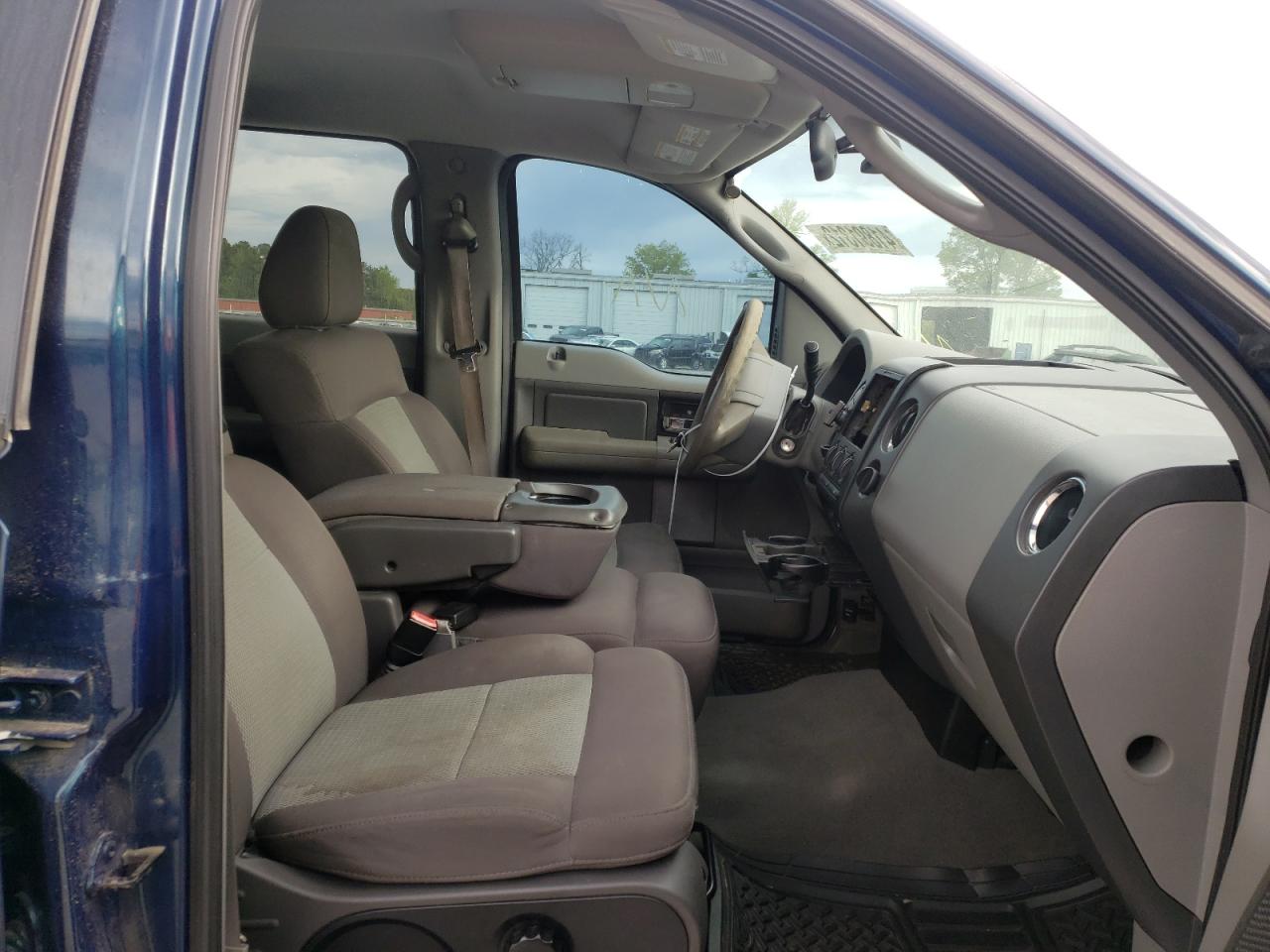 Photo 5 from auction – 2005 FORD F150 SUPER with VIN 1FTPW12595KF10130
