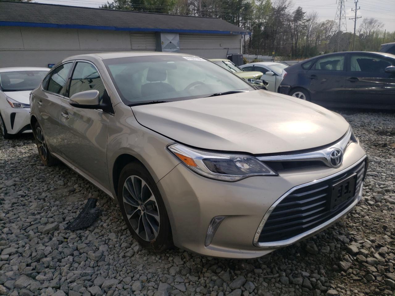 TOYOTA AVALON XLE 2016 with VIN 4T1BK1EB4GU228827 - Photo from auction