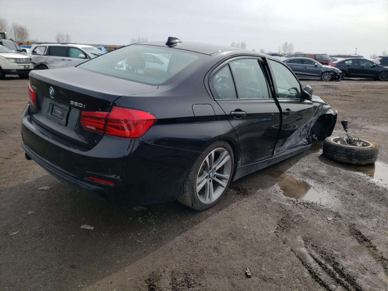 Photo 4 from auction – 2017 BMW 320 XI with VIN WBA8E5G5XHNU41830