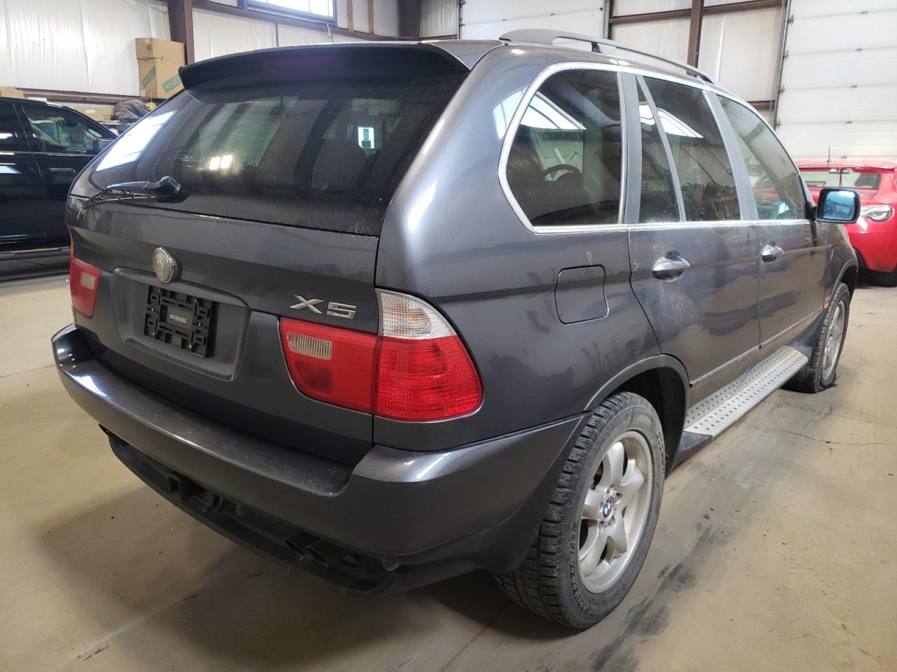 Photo 4 from auction – 2003 BMW X5 4.4I with VIN 5UXFB33583LH39974