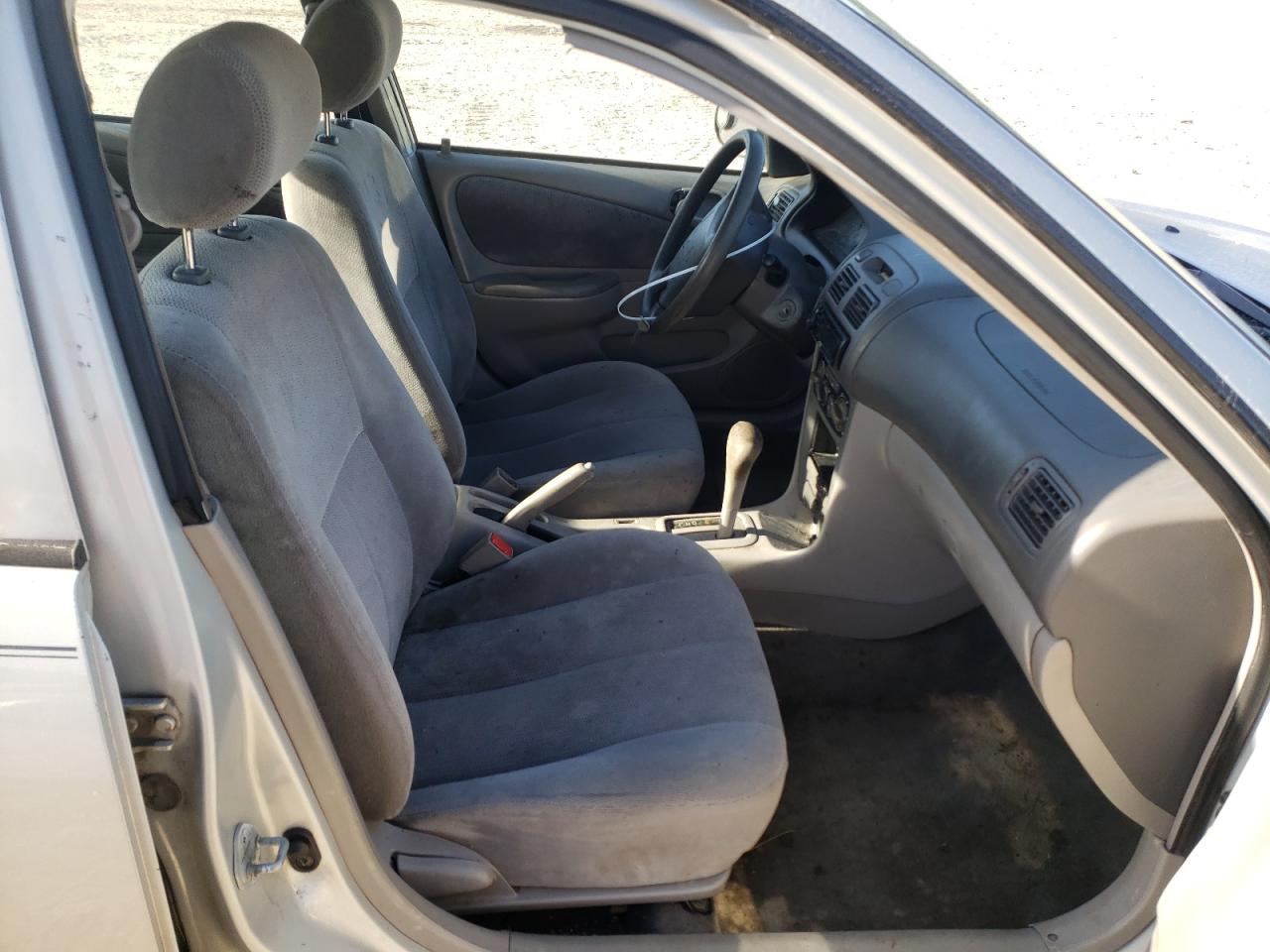 Photo 5 from auction – 2002 TOYOTA COROLLA CE with VIN 2T1BR12E42C527903