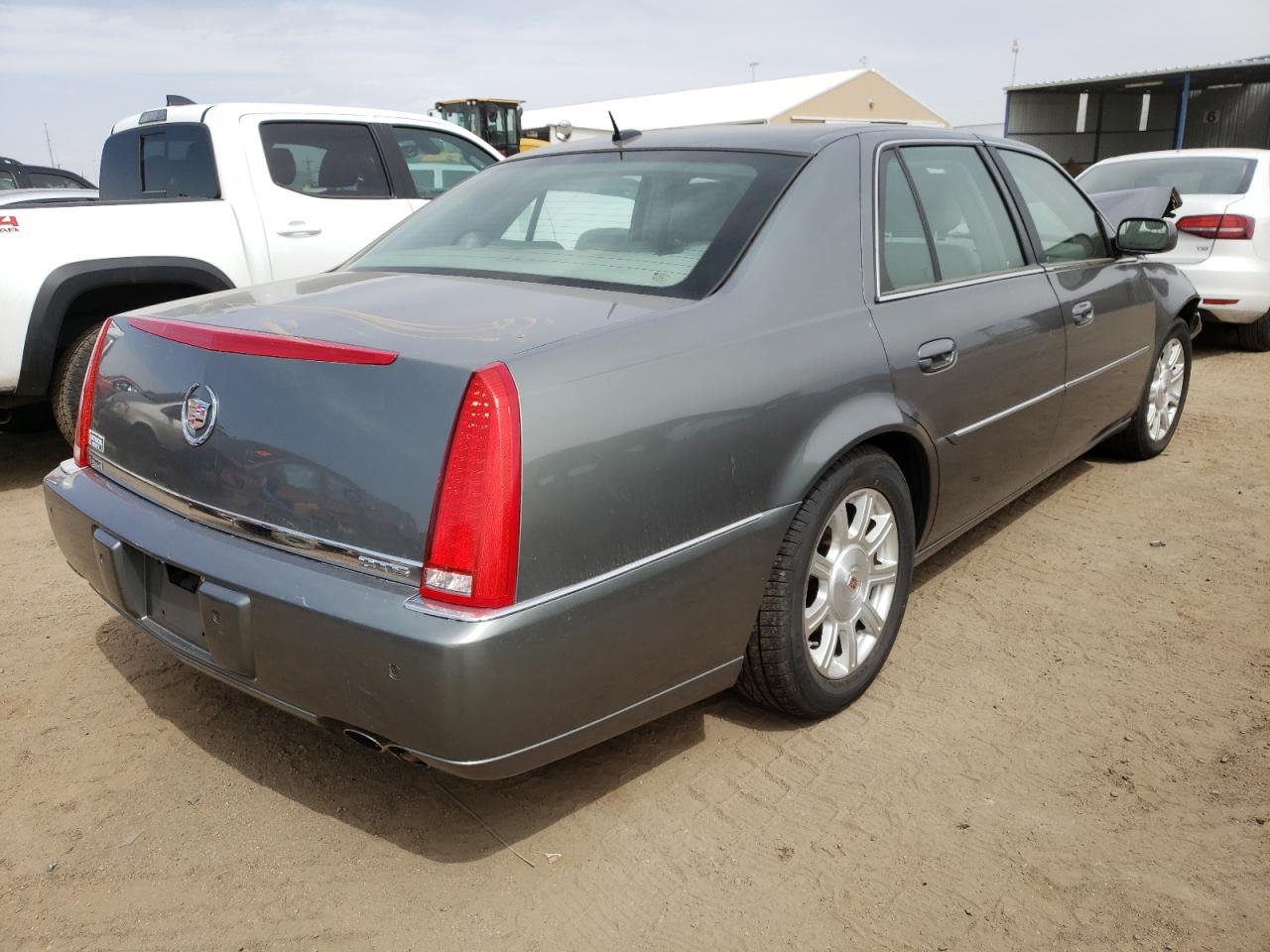 Photo 4 from auction – 2008 CADILLAC DTS with VIN 1G6KD57Y68U115344