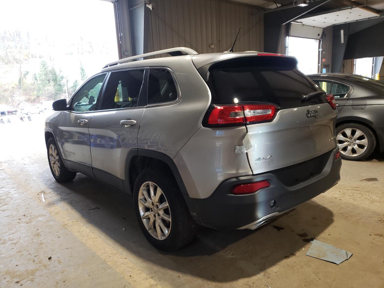 Photo 3 from auction – 2015 JEEP CHEROKEE L with VIN 1C4PJMDS2FW688796