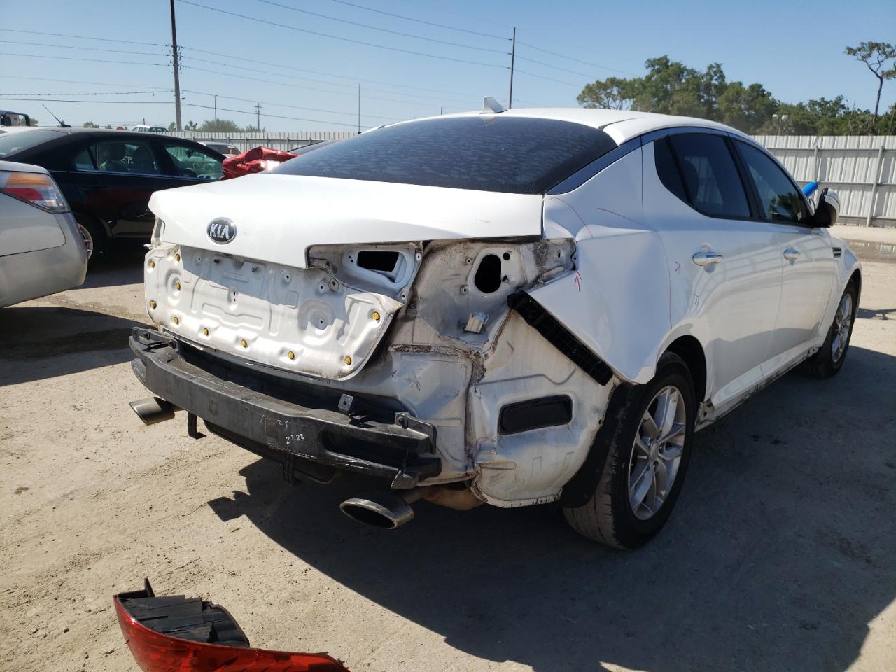 Photo 4 from auction – 2013 KIA OPTIMA LX with VIN KNAGM4A75D5377502