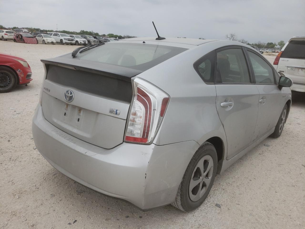 Photo 4 from auction – 2012 TOYOTA PRIUS with VIN JTDKN3DU4C1544072