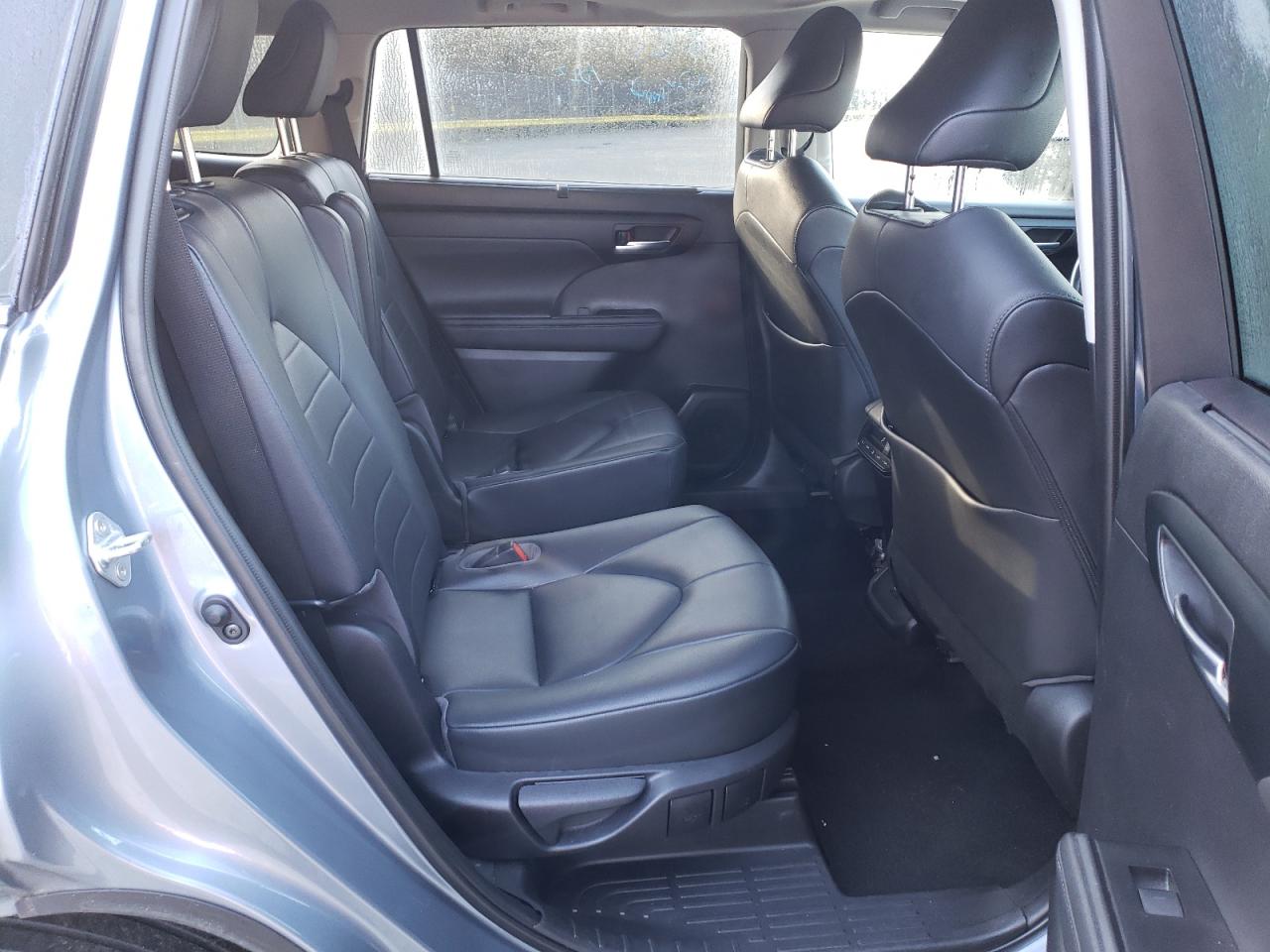 Photo 6 from auction – 2020 TOYOTA HIGHLANDER with VIN 5TDGZRAH9LS010041