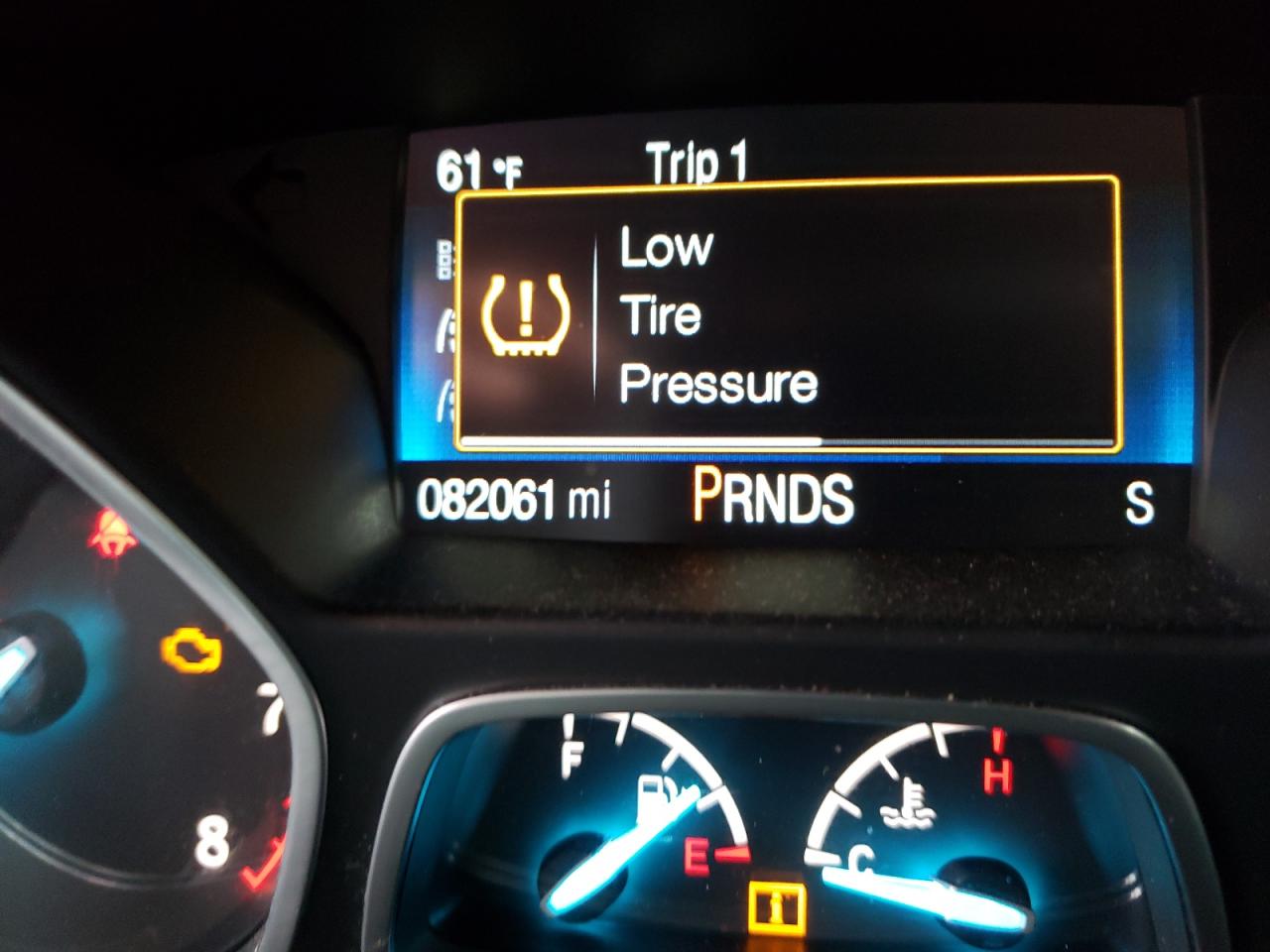 Photo 8 from auction – 2018 FORD ESCAPE S with VIN 1FMCU0F74JUB53881