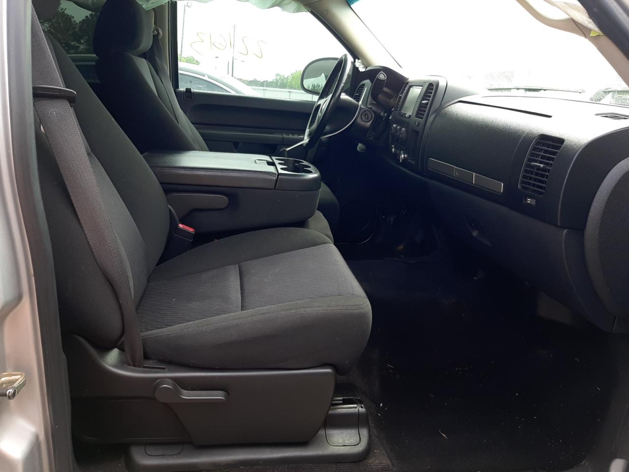 Photo 5 from auction – 2011 CHEVROLET SILVERADO with VIN 3GCPCSEA1BG117281