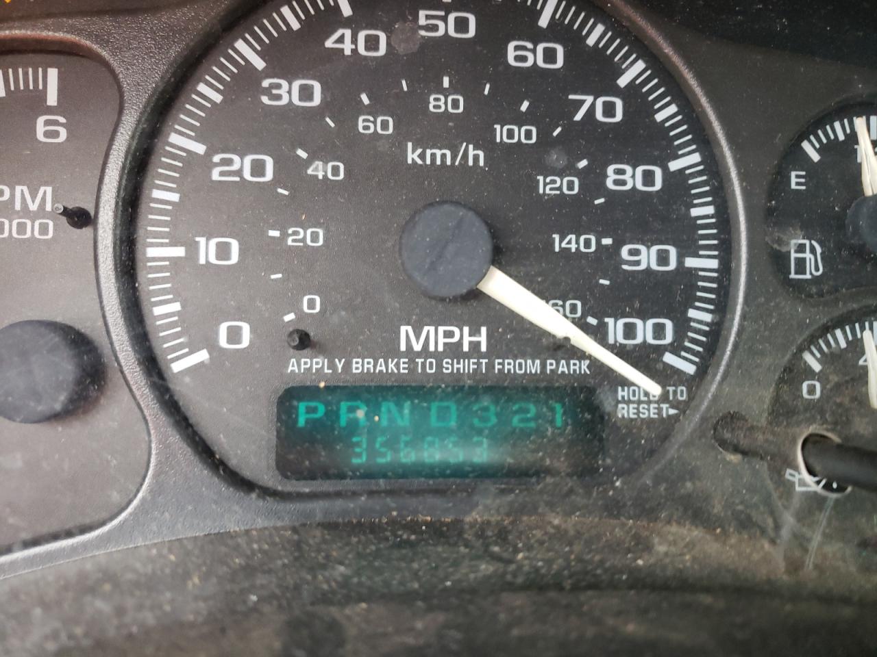 Photo 8 from auction – 2001 CHEVROLET SILVERADO with VIN 2GCEC19T511392768