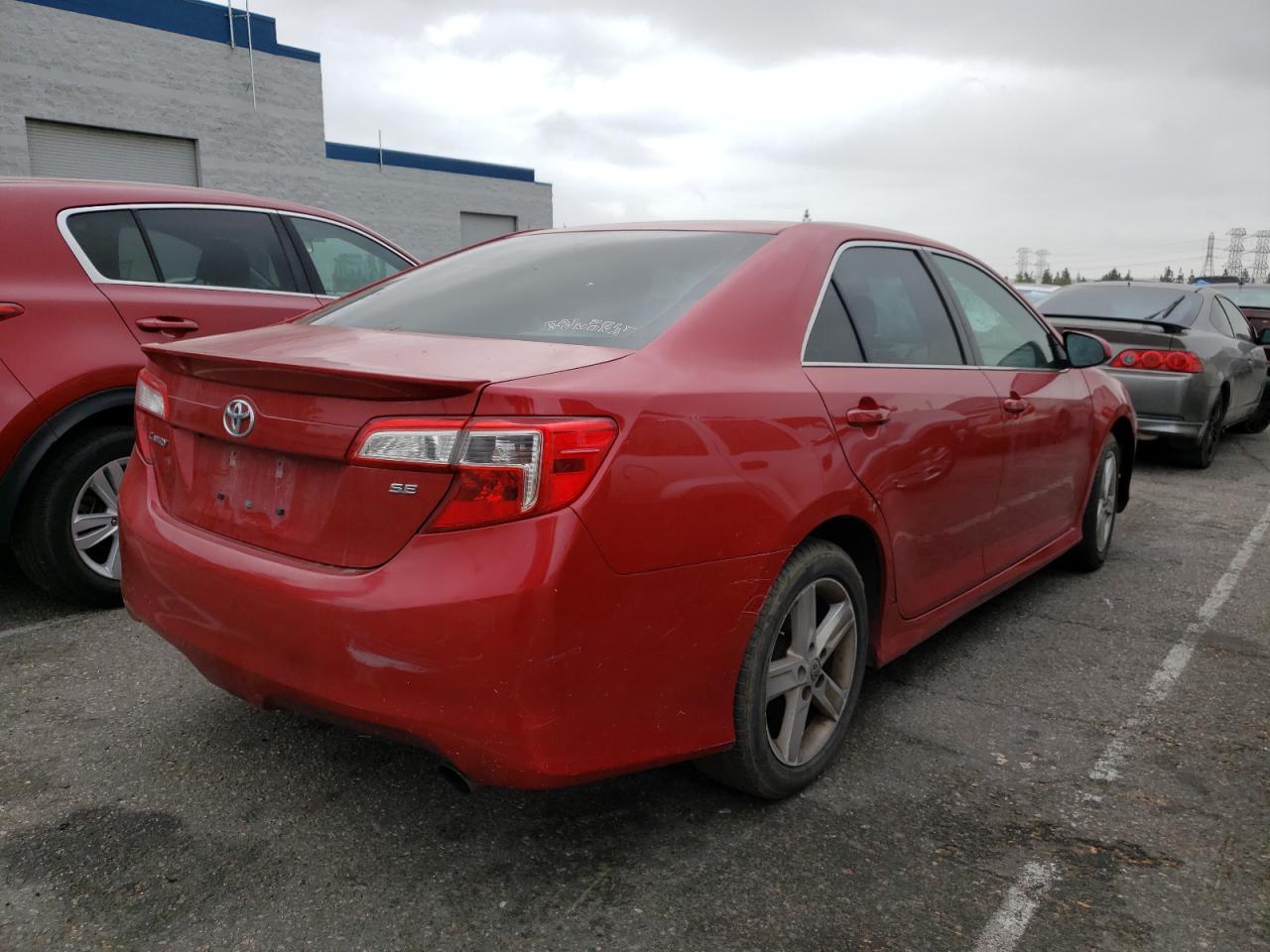 Photo 4 from auction – 2014 TOYOTA CAMRY L with VIN 4T1BF1FK6EU818236