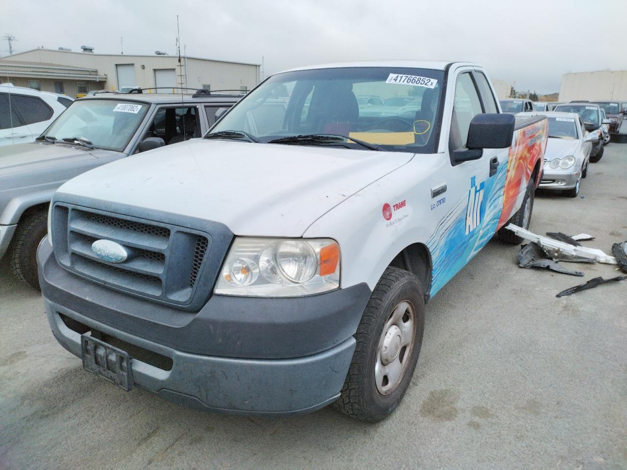 Photo 2 from auction – 2006 FORD F150 with VIN 1FTRF12W36KB50243