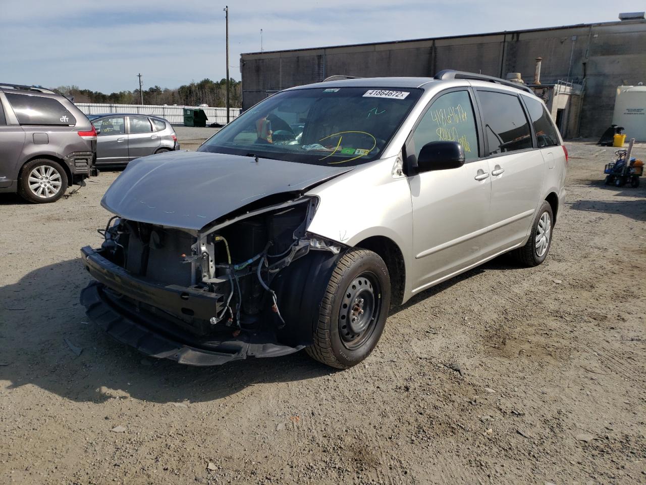 Photo 2 from auction – 2007 TOYOTA SIENNA CE with VIN 5TDZK23C87S024136