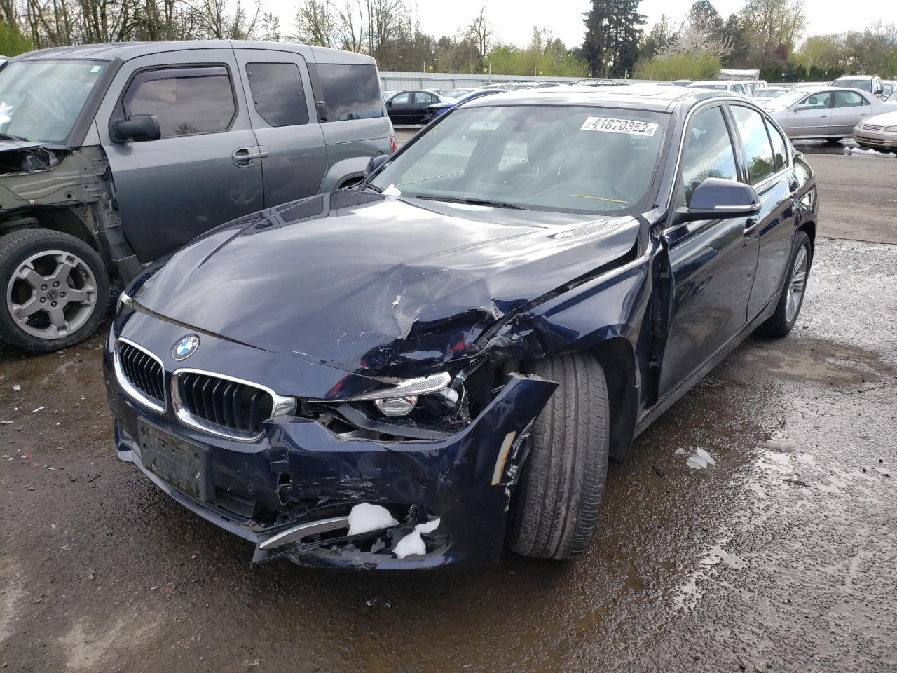 Photo 9 from auction – 2017 BMW 330 XI with VIN WBA8D9C50HK894128