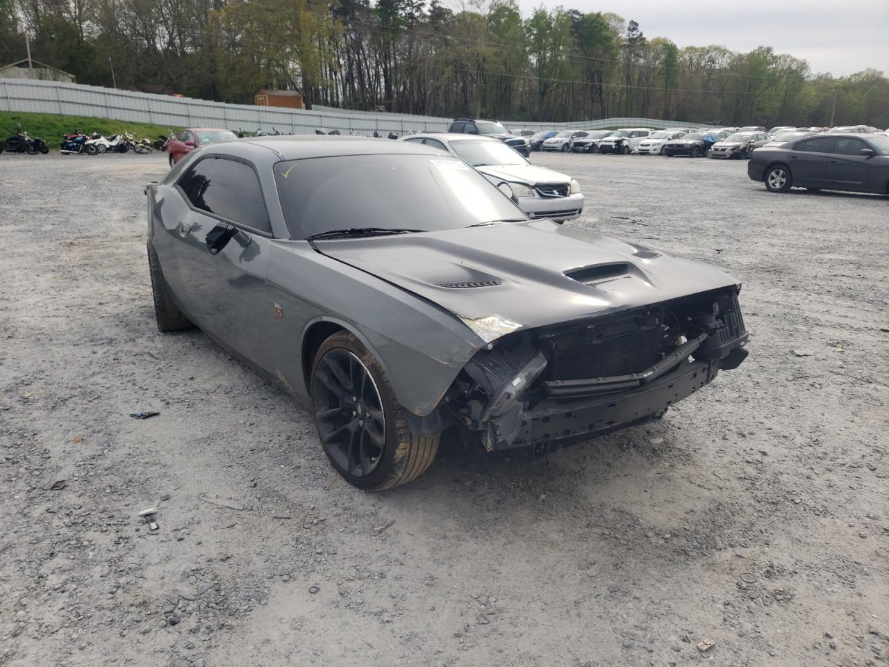 DODGE CHALLENGER 2020 with VIN 2C3CDZFJ2LH159533 - Photo from auction
