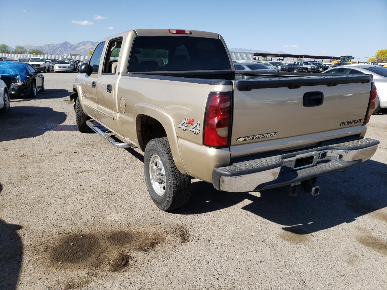 Photo 3 from auction – 2004 CHEVROLET SILVERADO with VIN 1GCHK23154F126208